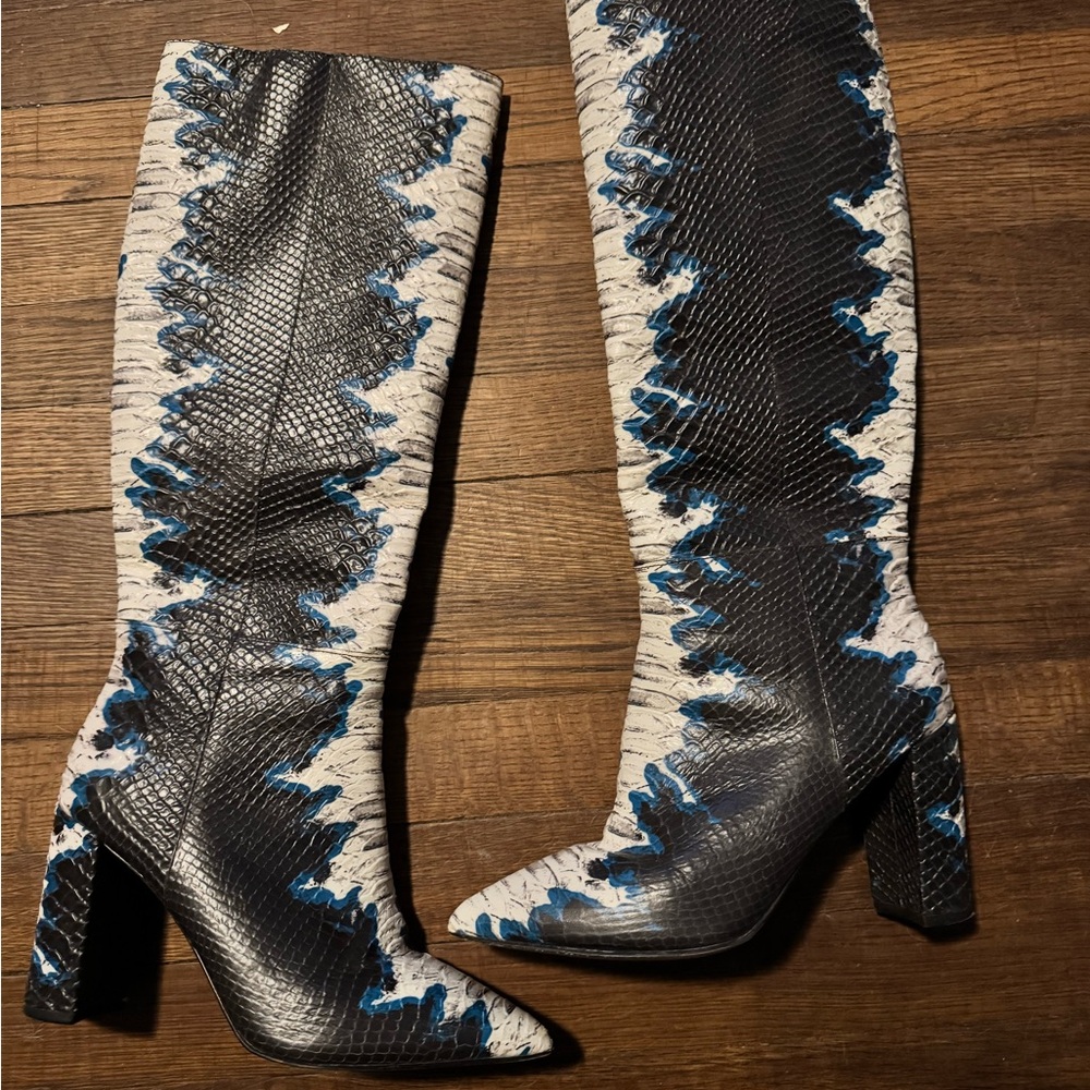 Gianni Bini Black and Blue Patterned Heeled Boots